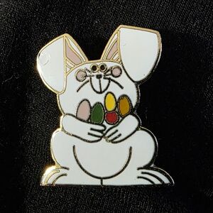 Norcross Enamel Easter Pin